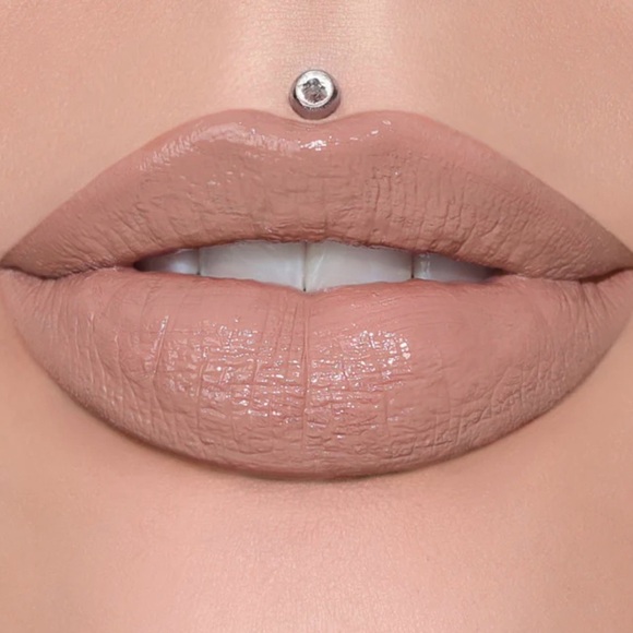 Jeffree Star Supreme Gloss Mannequin - Picture 1 of 6